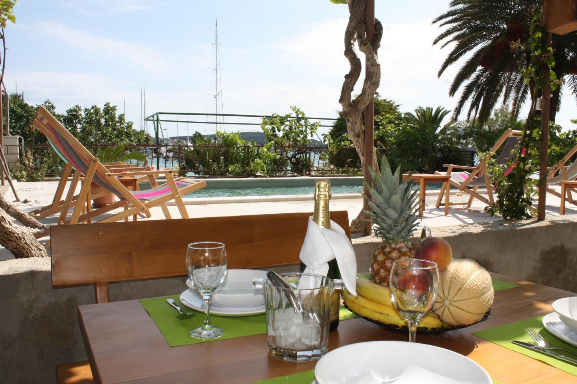 Apartments Gina Trogir Dış mekan fotoğraf