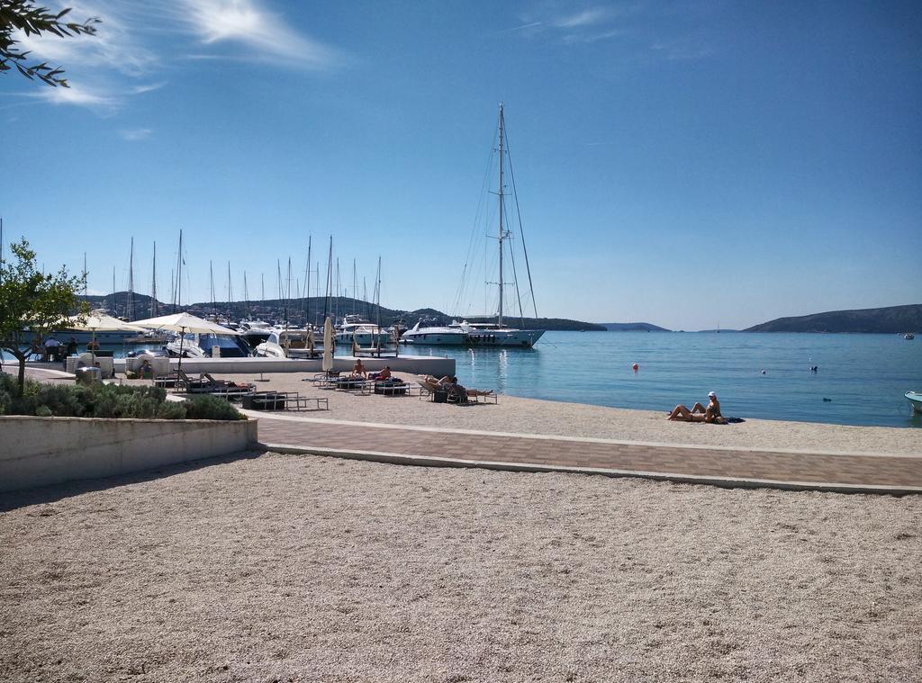 Apartments Gina Trogir Dış mekan fotoğraf